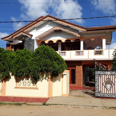 Brinthavanam Days Inn Jaffna Esterno foto