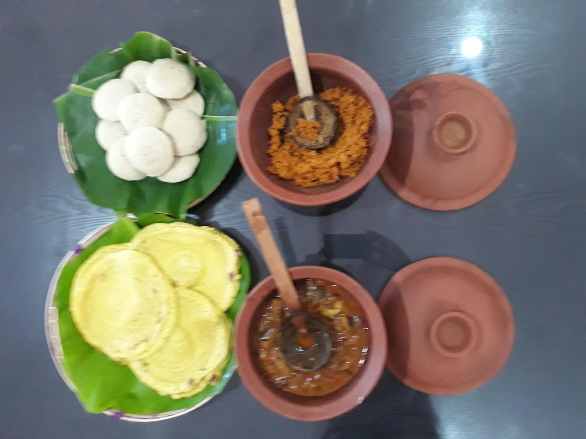 Brinthavanam Days Inn Jaffna Esterno foto