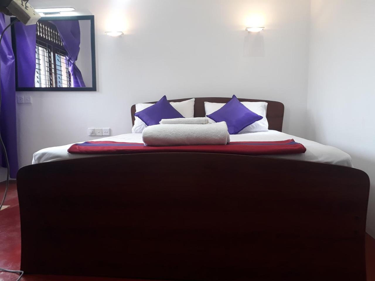 Brinthavanam Days Inn Jaffna Esterno foto